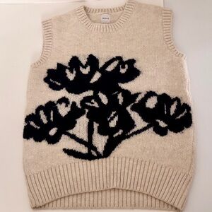 Anthropologie Maeve Graphic Flower  Sweater Vest